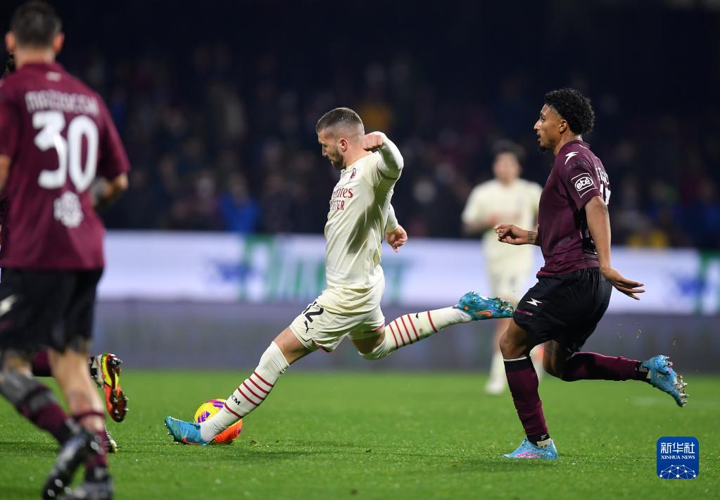  亚特兰大主场遭遇顽强抵抗险平萨勒尼塔纳